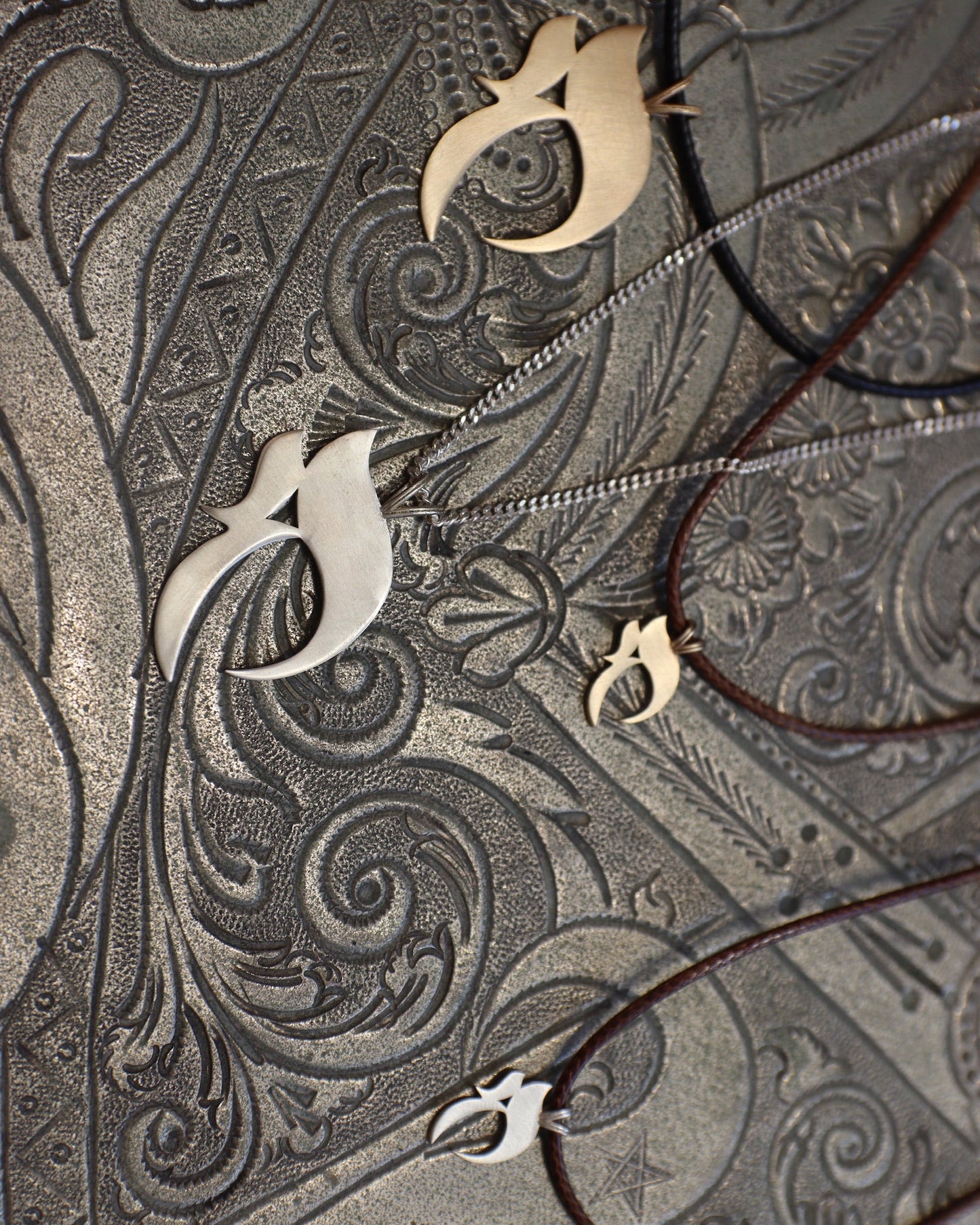 Small Silver Haï Necklace