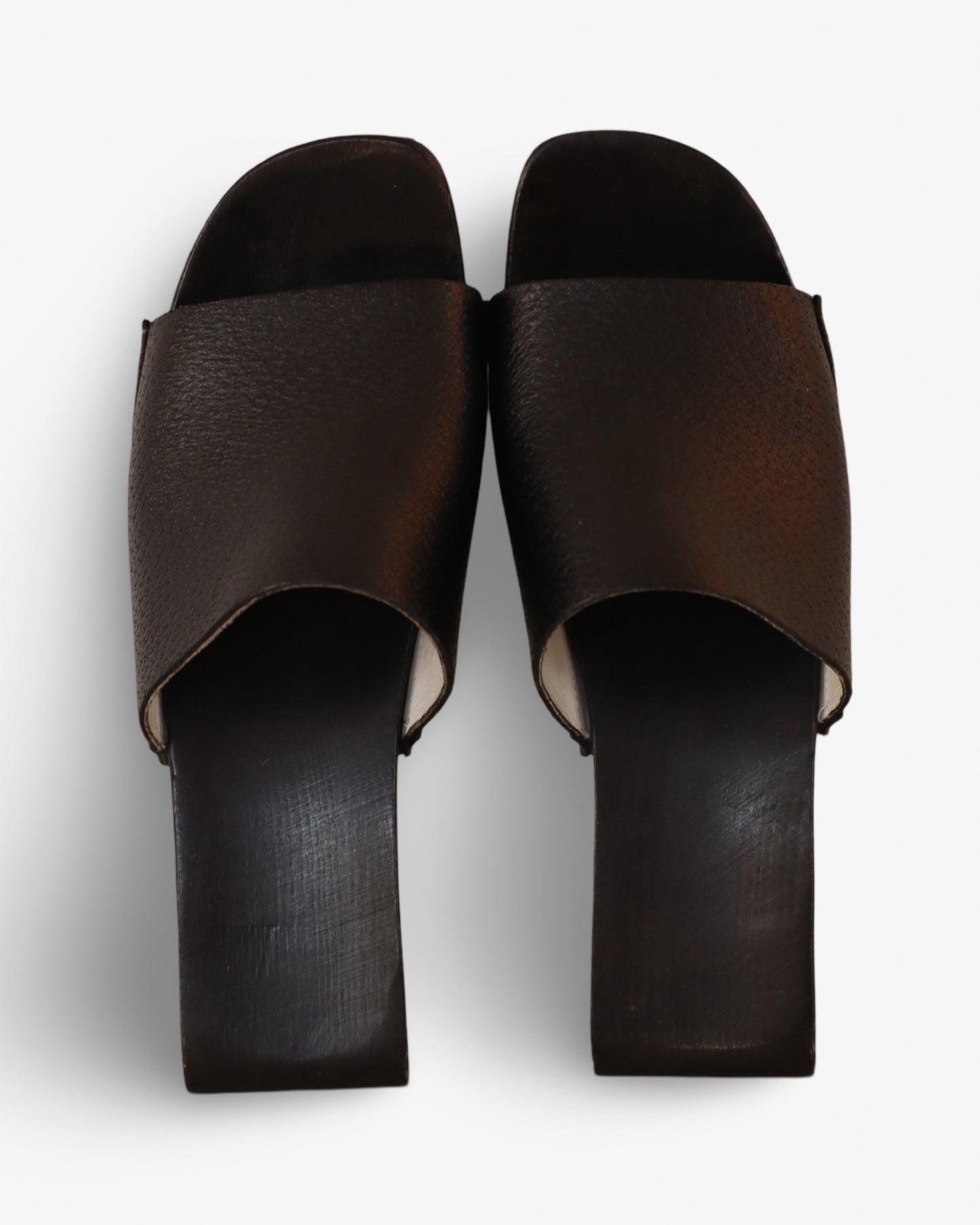 Gucci Black Leather Mules with Wooden Heel and Logo