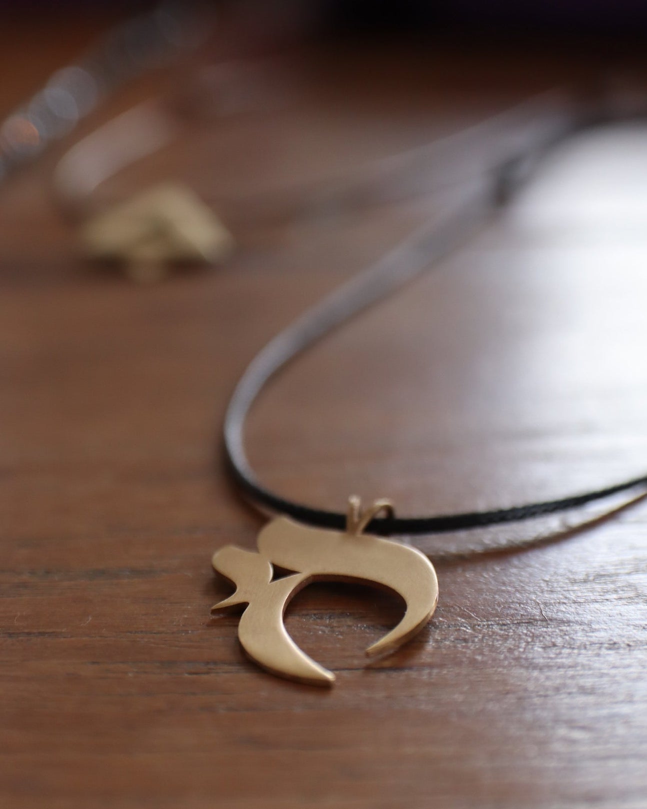 Large Gold Haï Necklace