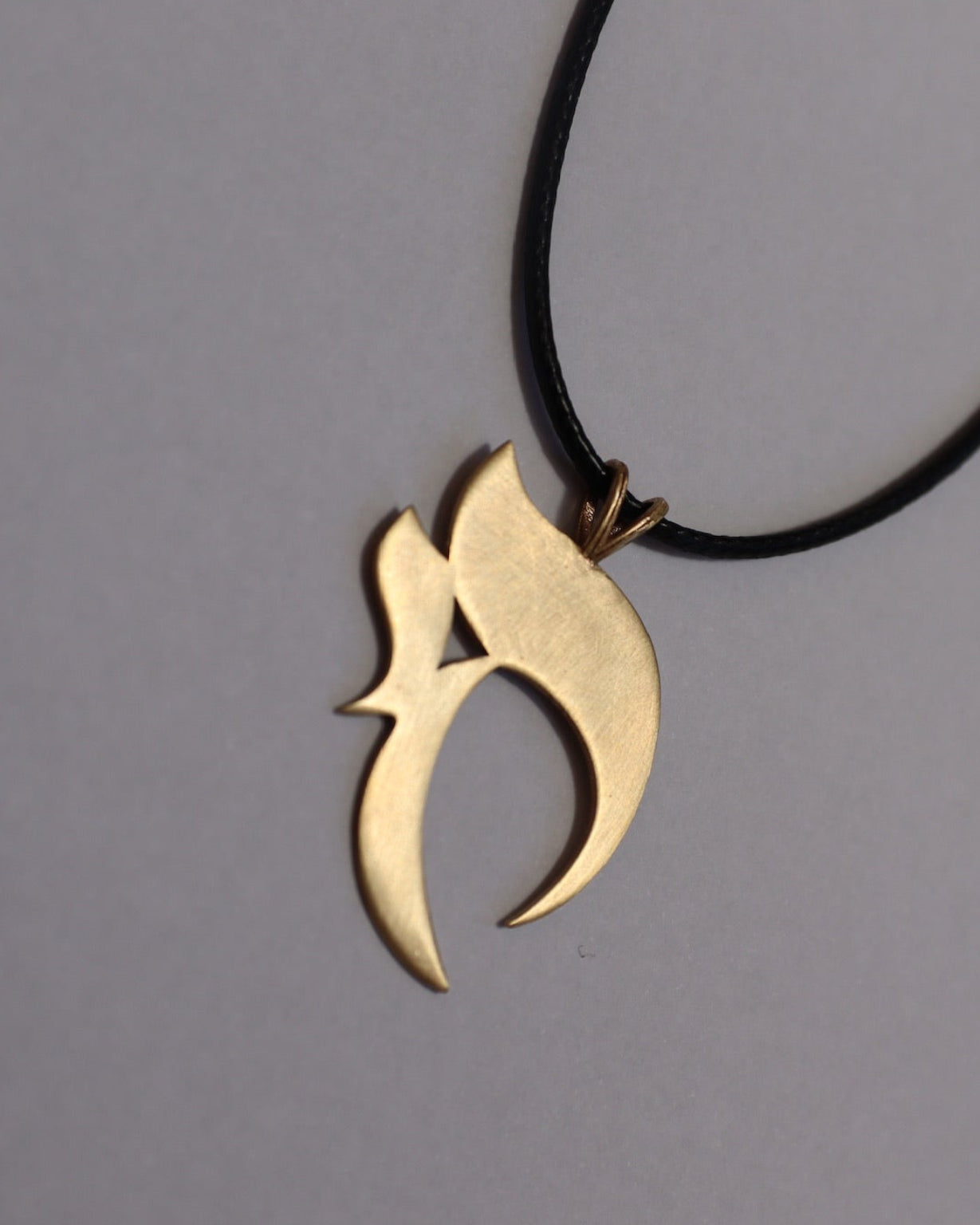 Large Gold Haï Necklace