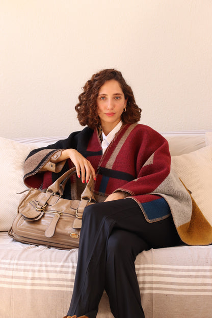 Burberry Palid Poncho