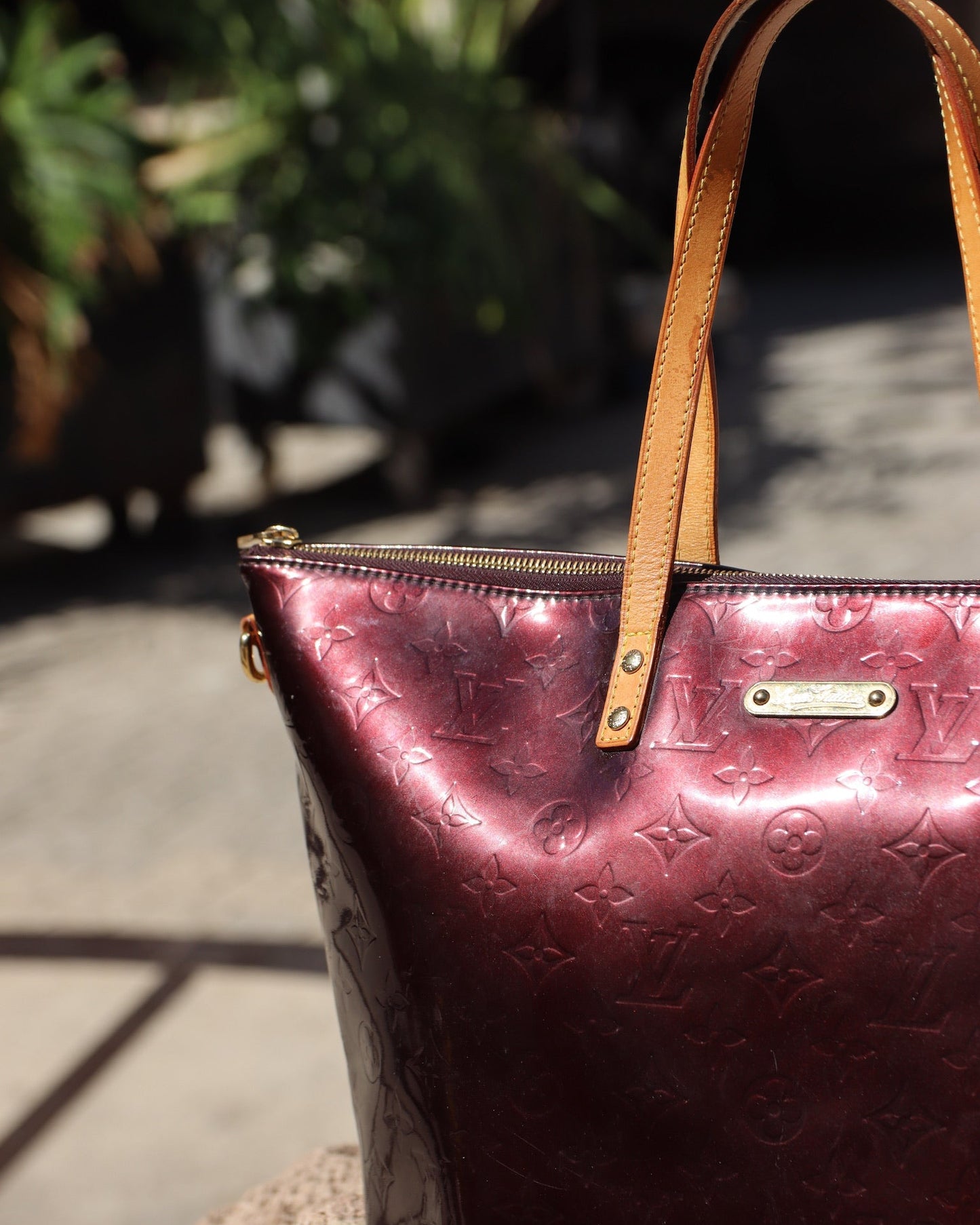 Louis Vuitton Monogram Vernis Bellevue GM Tote Bag – Amarante