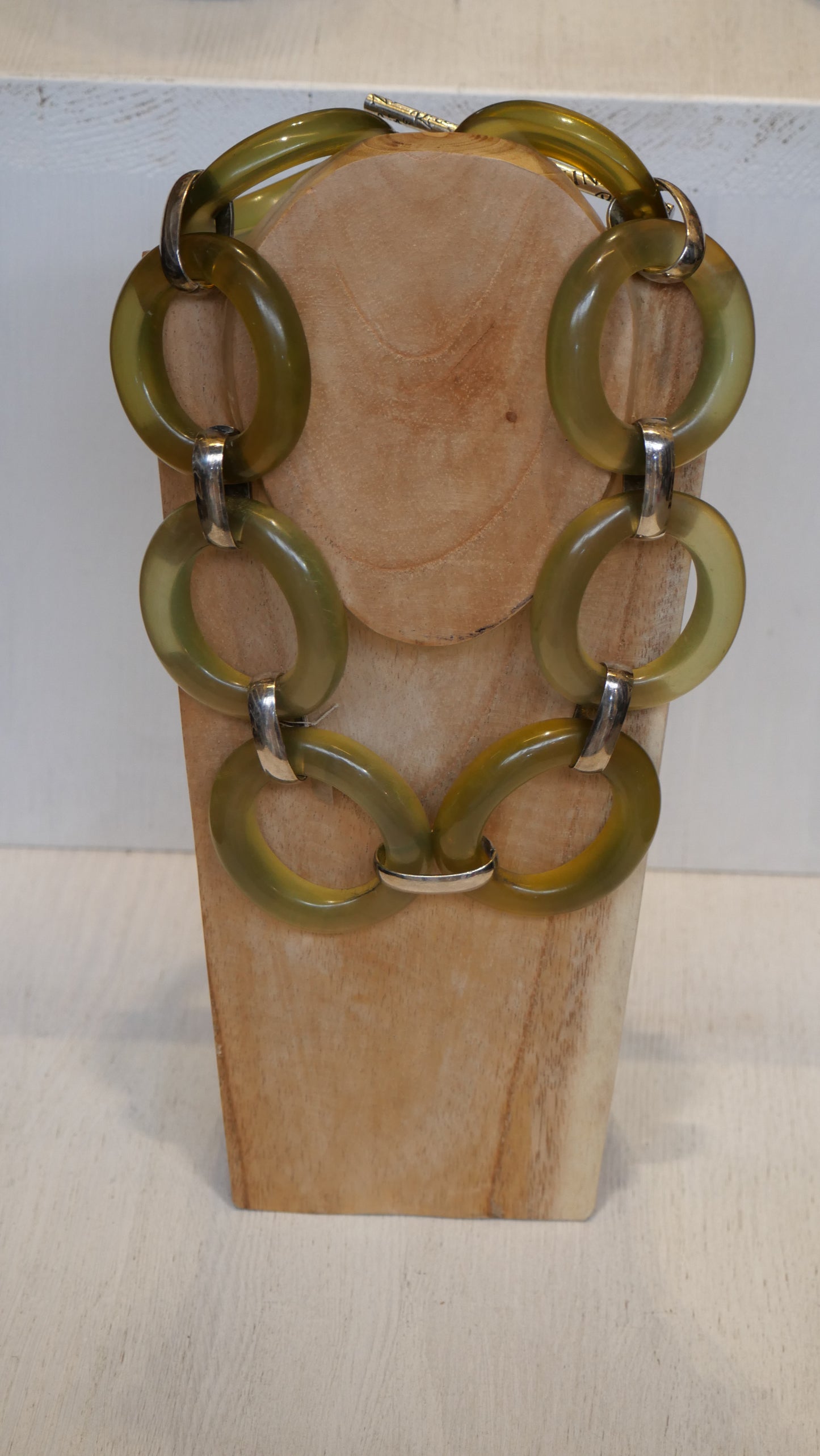Nina Ricci necklace bold chain